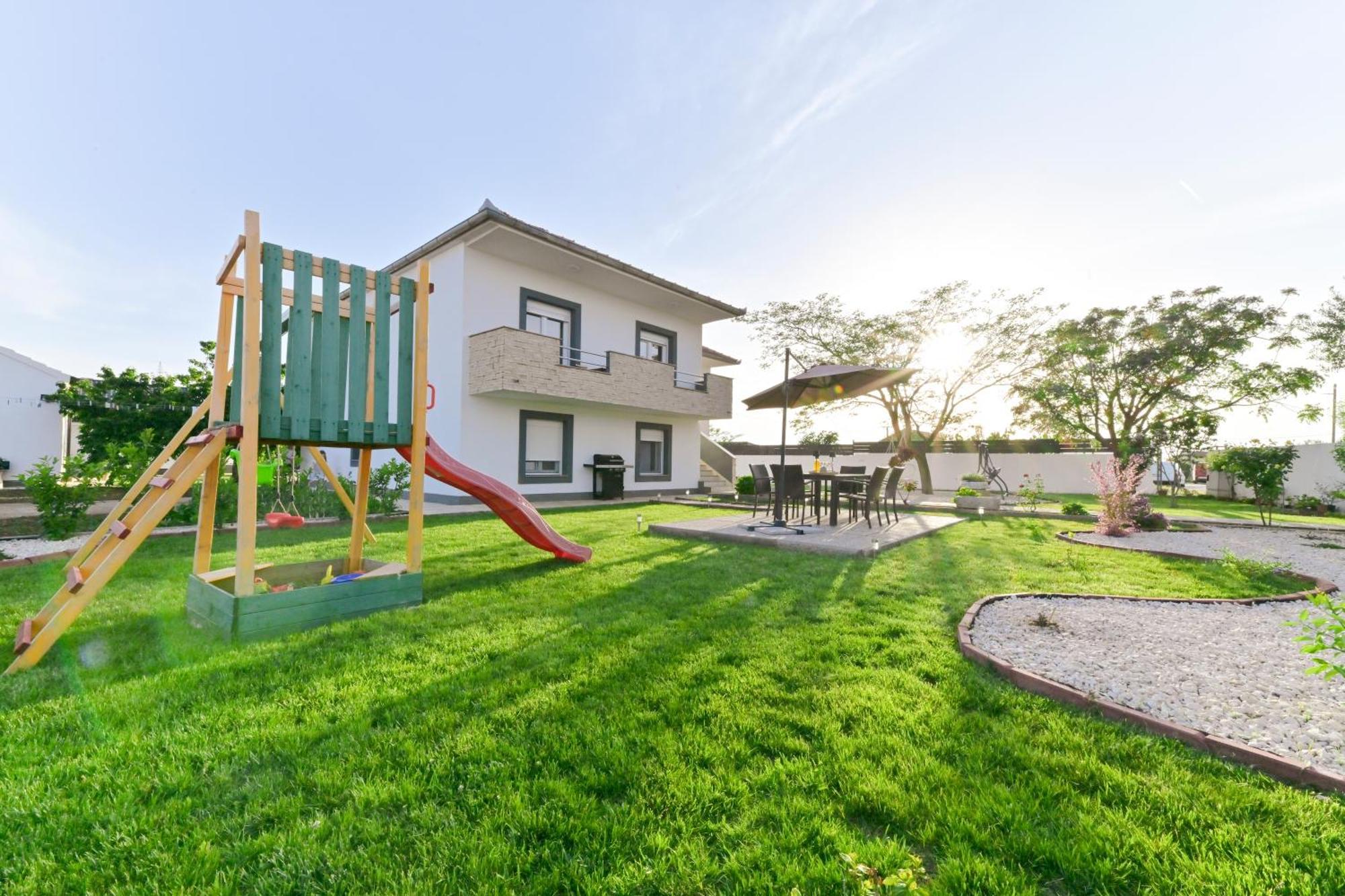 Apartment Amelie - With Pool And Sauna! Galovac  외부 사진