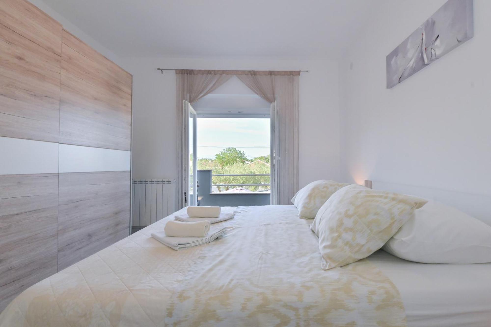 Apartment Amelie - With Pool And Sauna! Galovac  외부 사진